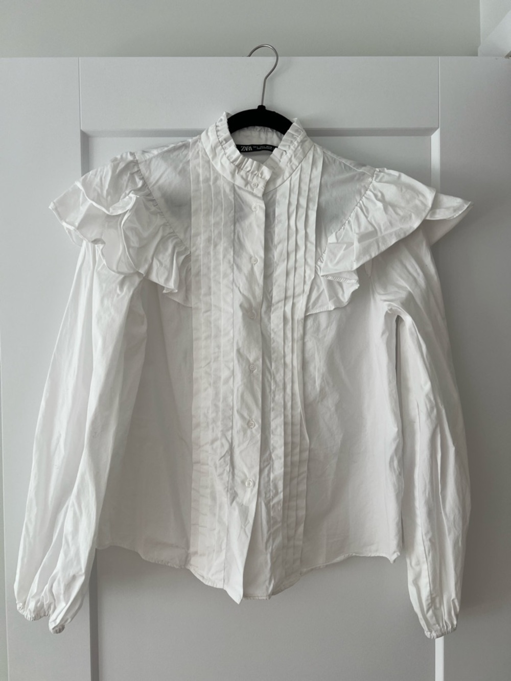 Zara White Ruffle Pintuck Button-Down Blouse